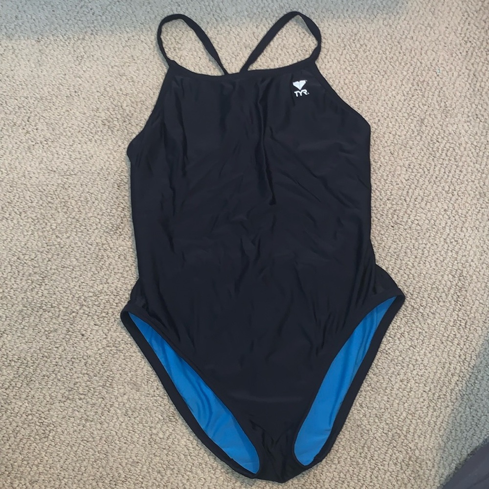 TYR swim suit see measurements
